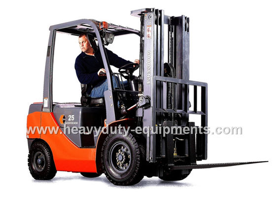 Chiny 4 Cylinder Gasoline Forklift Loading Truck 2070mm Overhead Guard Height dostawca