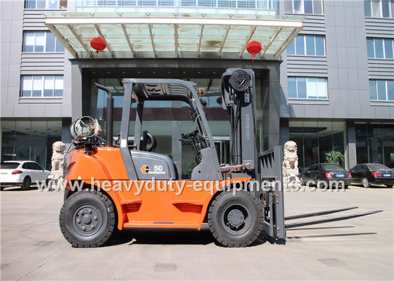 Chiny Sinomtp FY50 Gasoline / LPG forklift with 2550mm Mast Lowered Height dostawca