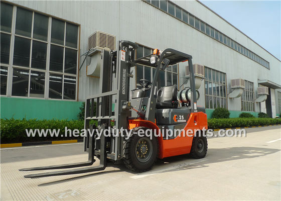 Chiny Sinomtp FY25 Gasoline / LPG forklift with 3000 cc Displacement of GM engine dostawca