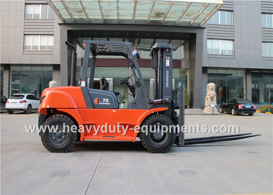 Chiny 7000kg Industrial Forklift Truck CHAOCHAI Engine 600mm Load centre dostawca