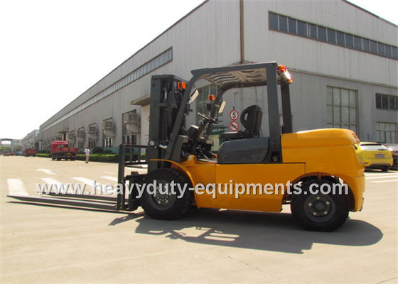 Chiny Sinomtp FD50 Industrial Forklift Truck 5000Kg Rated Load Capacity With ISUZU Diesel Engine dostawca