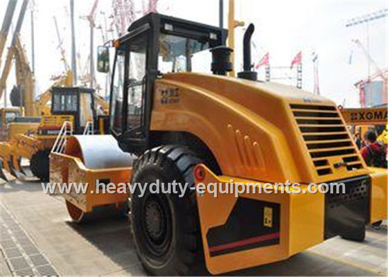 Chiny Pneumatic Road Roller XG6262P with air conditioner and 26 T operating weight dostawca